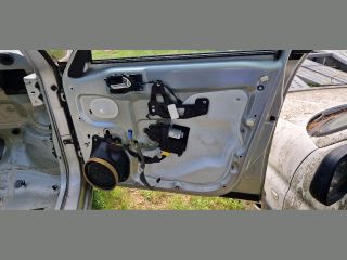 bontott CITROËN C4 PICASSO Jobb első Ajtó (Részeivel)