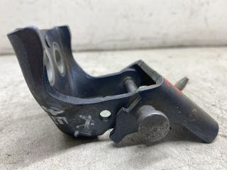 bontott CITROËN C4 PICASSO Jobb első Alsó Zsanér