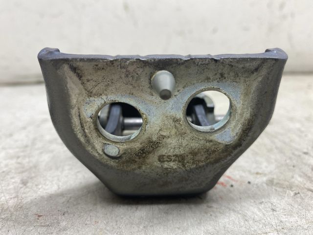 bontott CITROËN C4 PICASSO Jobb első Alsó Zsanér