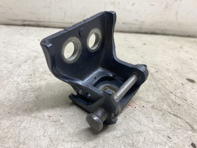 bontott CITROËN C4 PICASSO Jobb első Alsó Zsanér