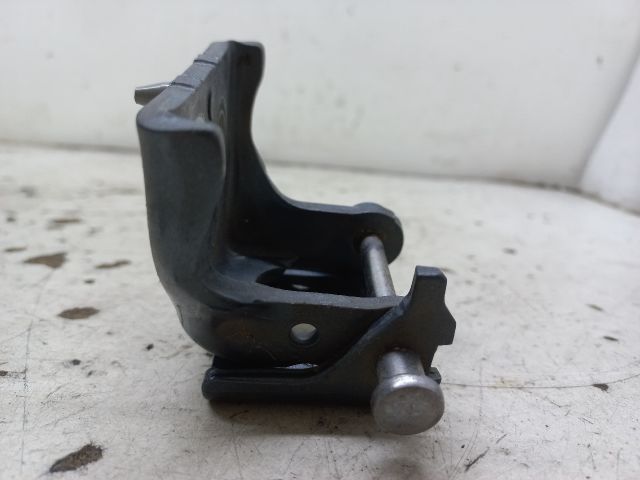 bontott CITROËN C4 PICASSO Jobb első Alsó Zsanér