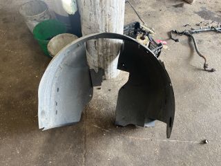 bontott CITROËN C4 PICASSO Jobb első Dobbetét (Kerékjárati, Műanyag)