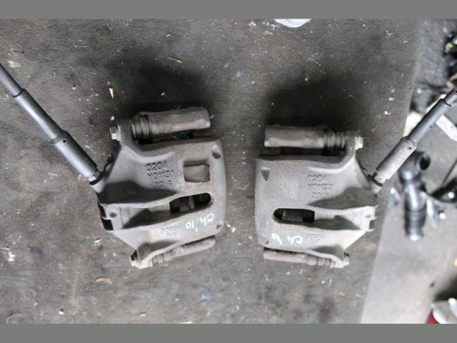 bontott CITROËN C4 PICASSO Jobb első Féknyereg Munkahengerrel