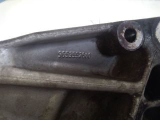 bontott CITROËN C4 PICASSO Jobb első Féltengely Tartó