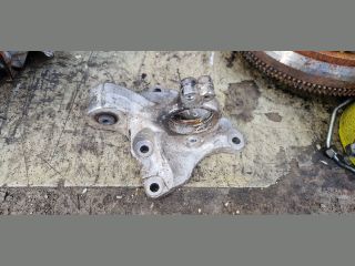 bontott CITROËN C4 PICASSO Jobb első Féltengely Tartó