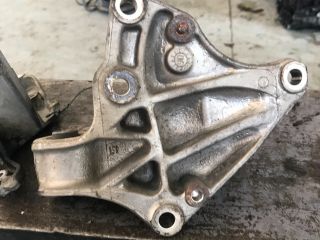 bontott CITROËN C4 PICASSO Jobb első Féltengely Tartó