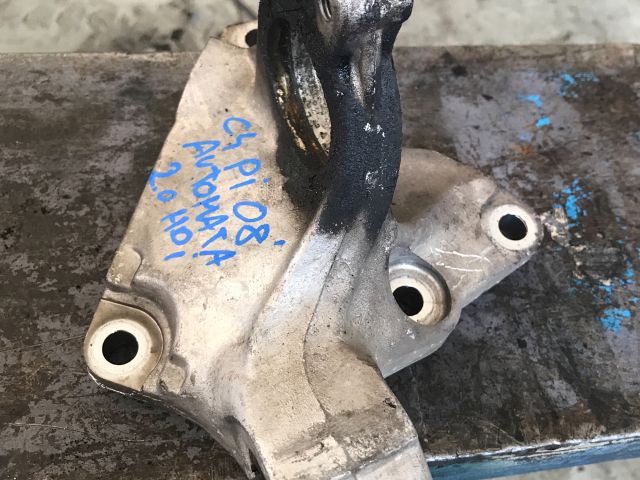 bontott CITROËN C4 PICASSO Jobb első Féltengely Tartó