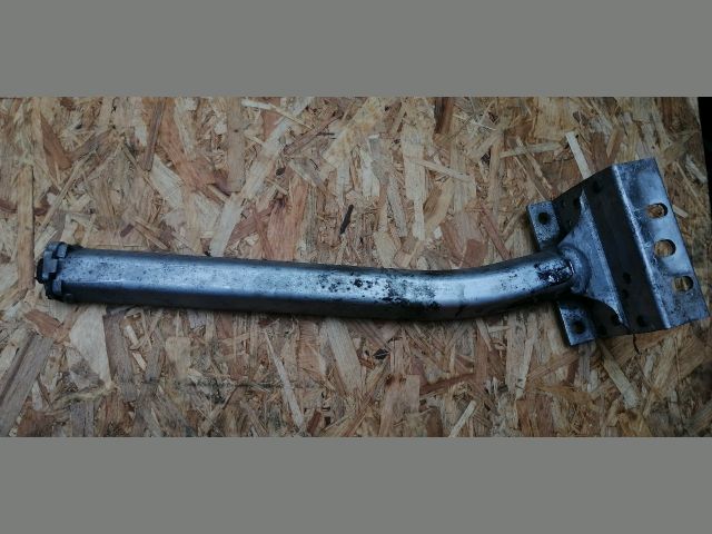 bontott CITROËN C4 PICASSO Jobb első Futómű Kitámasztó