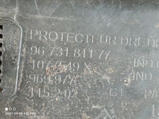 bontott CITROËN C4 PICASSO Jobb első Lökhárító Sarok