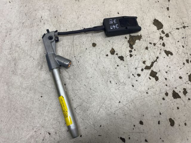 bontott CITROËN C4 PICASSO Jobb első Övfeszítő