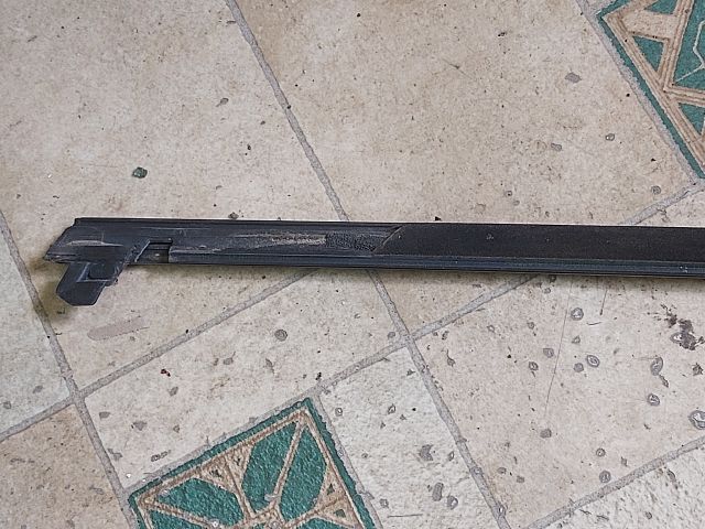 bontott CITROËN C4 PICASSO Jobb első Vízlehúzó Gumicsík