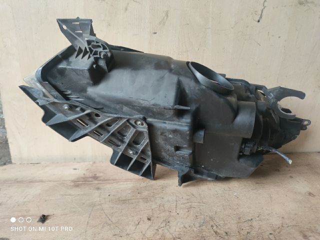 bontott CITROËN C4 PICASSO Jobb Fényszóró