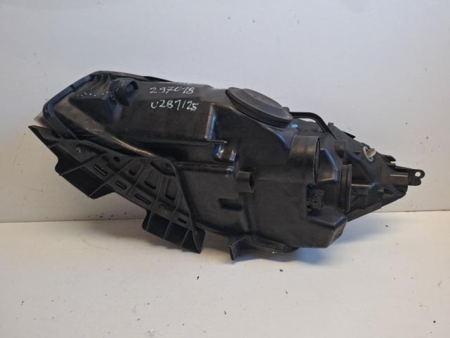 bontott CITROËN C4 PICASSO Jobb Fényszóró