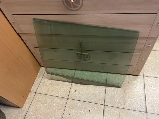 bontott CITROËN C4 PICASSO Jobb hátsó Ablak