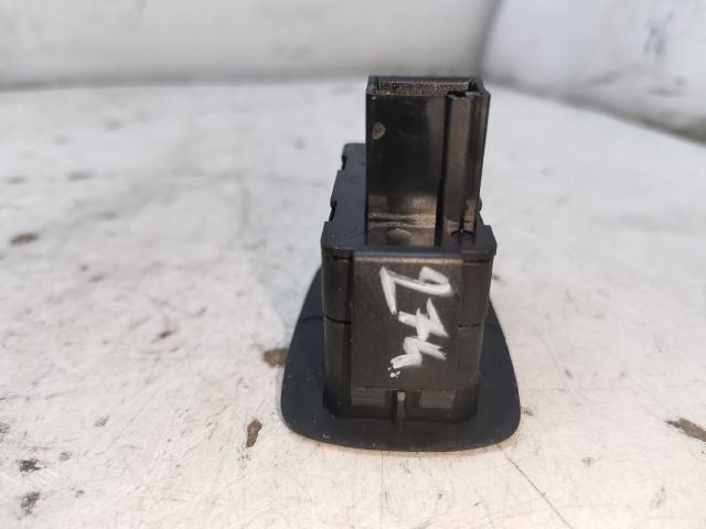 bontott CITROËN C4 PICASSO Jobb hátsó Ablakemelő Kapcsoló