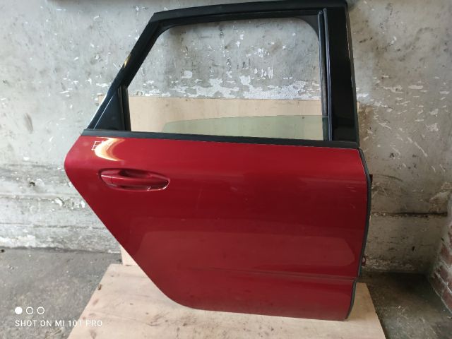 bontott CITROËN C4 PICASSO Jobb hátsó Ajtó (Részeivel)