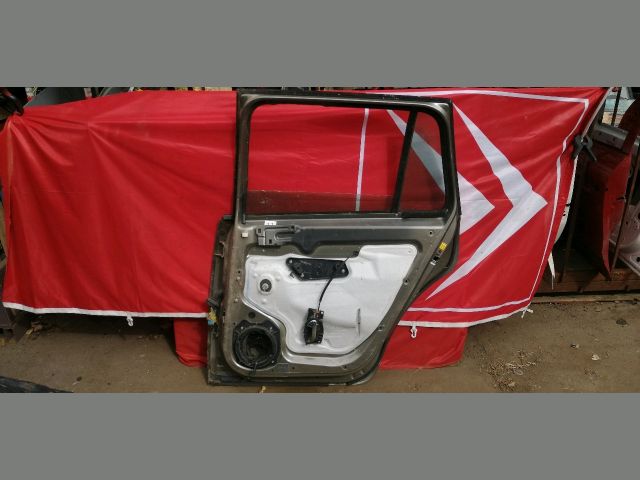 bontott CITROËN C4 PICASSO Jobb hátsó Ajtó (Üres lemez)