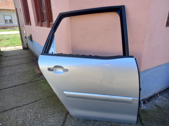 bontott CITROËN C4 PICASSO Jobb hátsó Ajtó (Üres lemez)