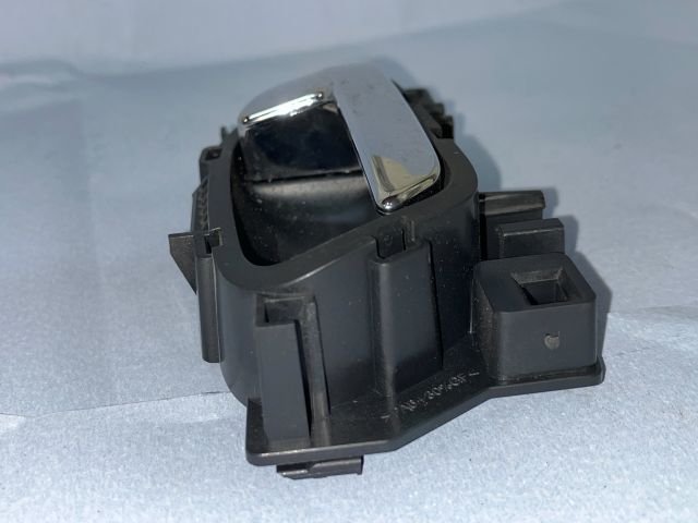 bontott CITROËN C4 PICASSO Jobb hátsó Belső Kilincs