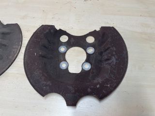 bontott CITROËN C4 PICASSO Jobb hátsó Fék Porvédő Lemez