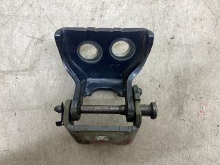 bontott CITROËN C4 PICASSO Jobb hátsó Felső Zsanér