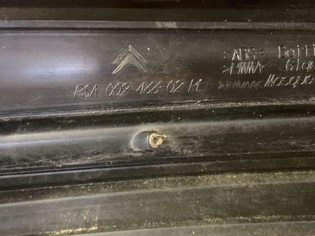 bontott CITROËN C4 PICASSO Jobb Hátsó Lámpa