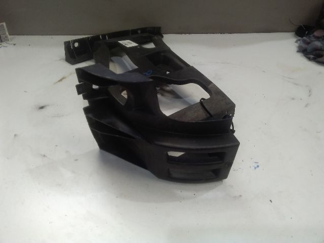 bontott CITROËN C4 PICASSO Jobb hátsó Lökhárító Tartó (Műanyag)