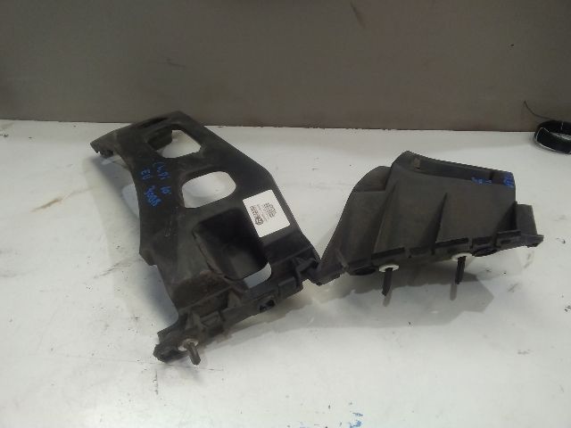 bontott CITROËN C4 PICASSO Jobb hátsó Lökhárító Tartó (Műanyag)