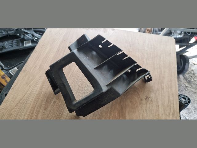 bontott CITROËN C4 PICASSO Jobb hátsó Oldal Lökhárító Tartó (Műanyag)