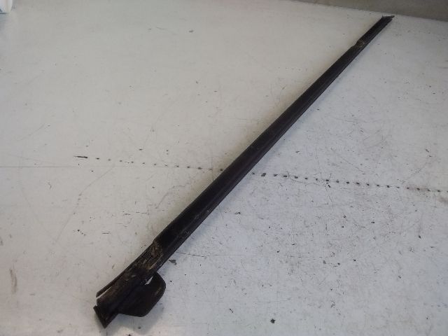 bontott CITROËN C4 PICASSO Jobb hátsó Vízlehúzó Gumicsík