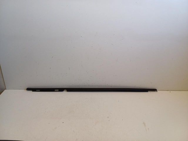 bontott CITROËN C4 PICASSO Jobb hátsó Vízlehúzó Gumicsík