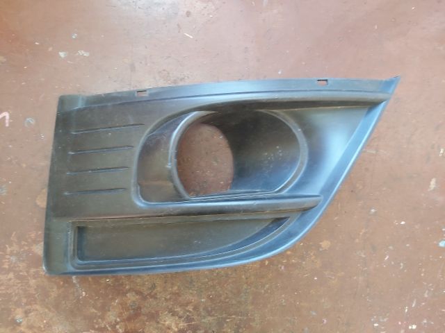 bontott CITROËN C4 PICASSO Jobb Ködlámpa Rács