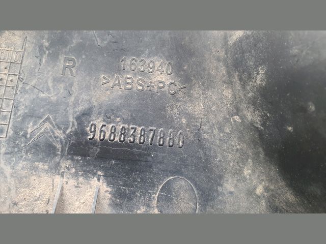 bontott CITROËN C4 PICASSO Jobb Ködzárófény