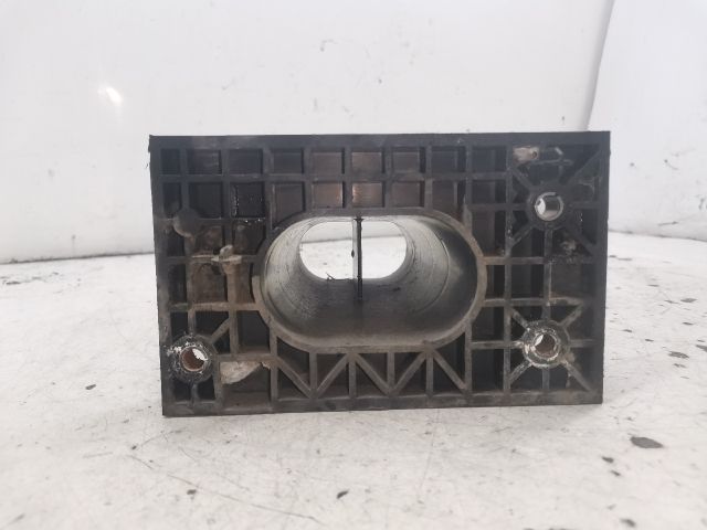 bontott CITROËN C4 PICASSO Jobb Lökhárító Tartó Nyúlványvég