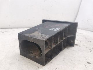 bontott CITROËN C4 PICASSO Jobb Lökhárító Tartó Nyúlványvég