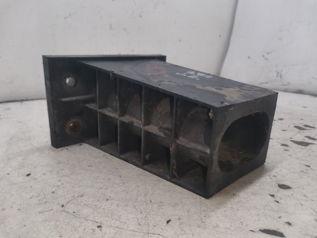 bontott CITROËN C4 PICASSO Jobb Lökhárító Tartó Nyúlványvég