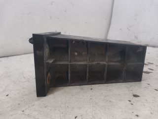 bontott CITROËN C4 PICASSO Jobb Lökhárító Tartó Nyúlványvég