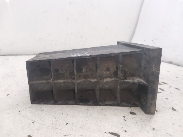 bontott CITROËN C4 PICASSO Jobb Lökhárító Tartó Nyúlványvég