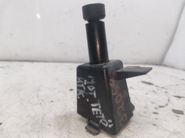 bontott CITROËN C4 PICASSO Jobb Motorháztető Ütköző