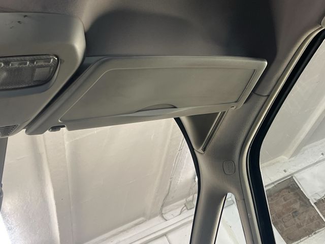 bontott CITROËN C4 PICASSO Jobb Napellenző