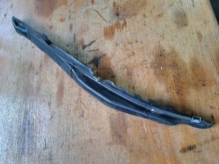 bontott CITROËN C4 PICASSO Jobb Sárvédő Csavar Burkolat