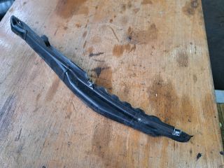 bontott CITROËN C4 PICASSO Jobb Sárvédő Csavar Burkolat