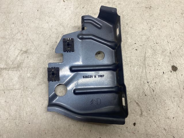 bontott CITROËN C4 PICASSO Jobb Sárvédő Oldaltartó