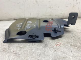 bontott CITROËN C4 PICASSO Jobb Sárvédő Oldaltartó