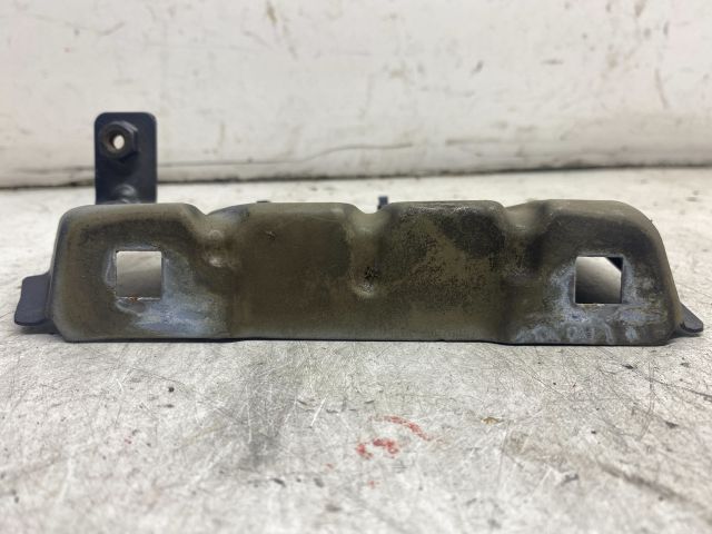 bontott CITROËN C4 PICASSO Jobb Sárvédő Oldaltartó