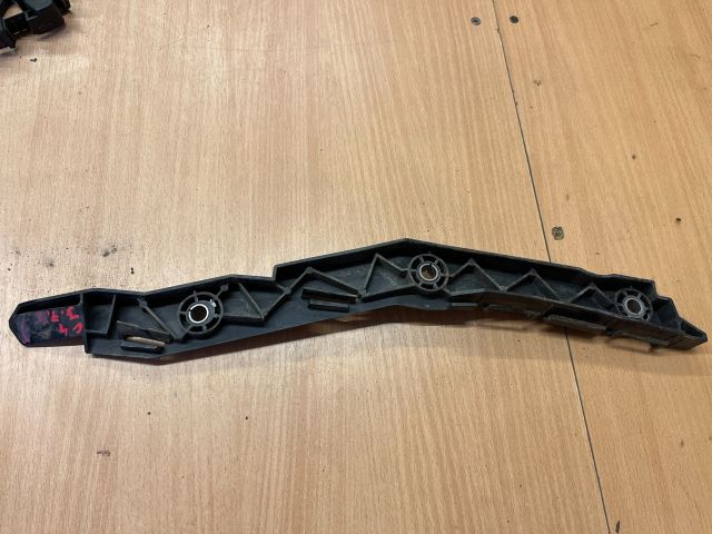 bontott CITROËN C4 PICASSO Jobb Sárvédő Oldaltartó