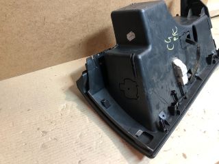 bontott CITROËN C4 PICASSO Kesztyűtartó