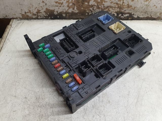 bontott CITROËN C4 PICASSO Komfort Elektronika