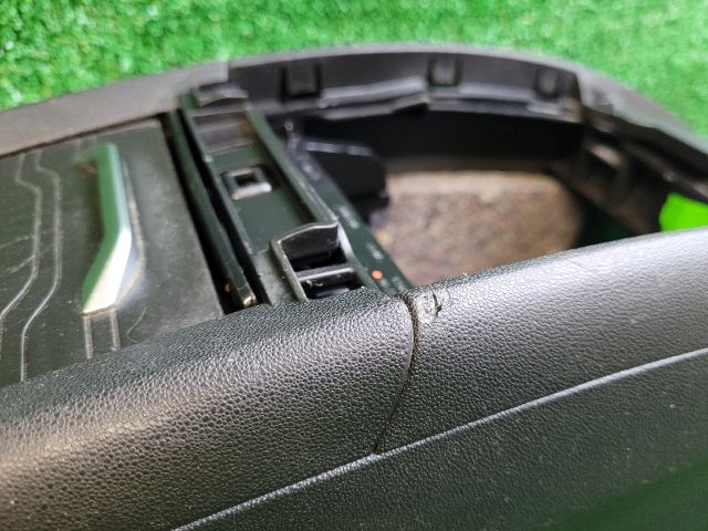 bontott CITROËN C4 PICASSO Könyöklő