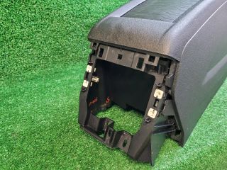 bontott CITROËN C4 PICASSO Könyöklő